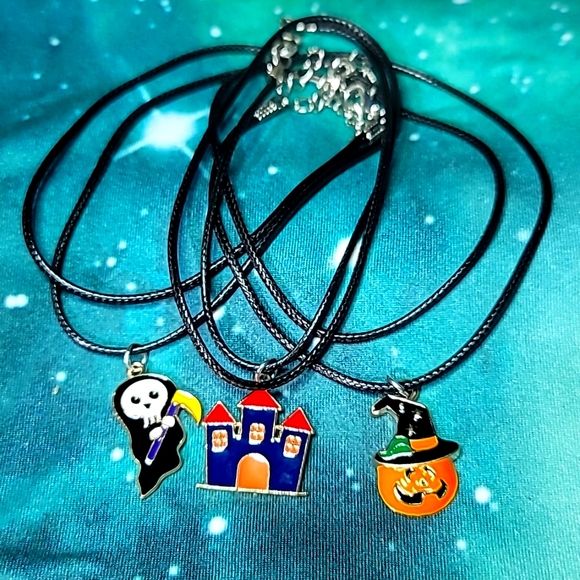 Cute Halloween Necklace Lot #7 - Picture 1 of 2